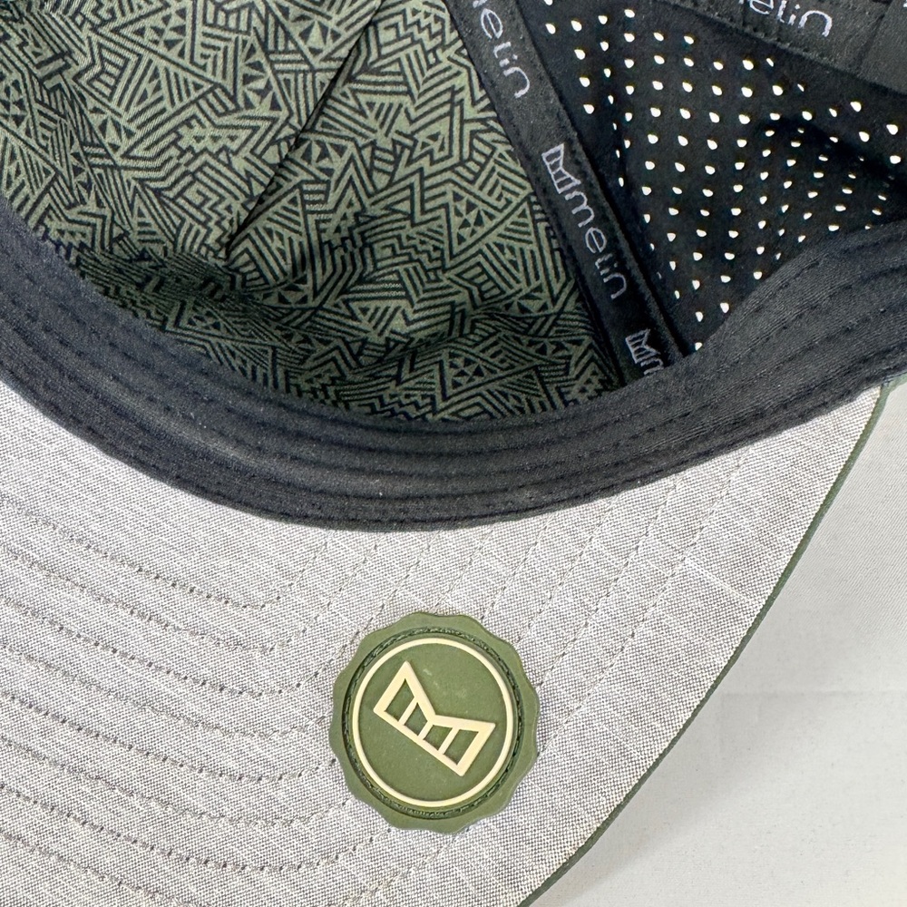 Sold! Melin Odysea Stacked Hydro Hat Snapback Cap Classic Size Canopy / Khaki - Picture 7 of 9
